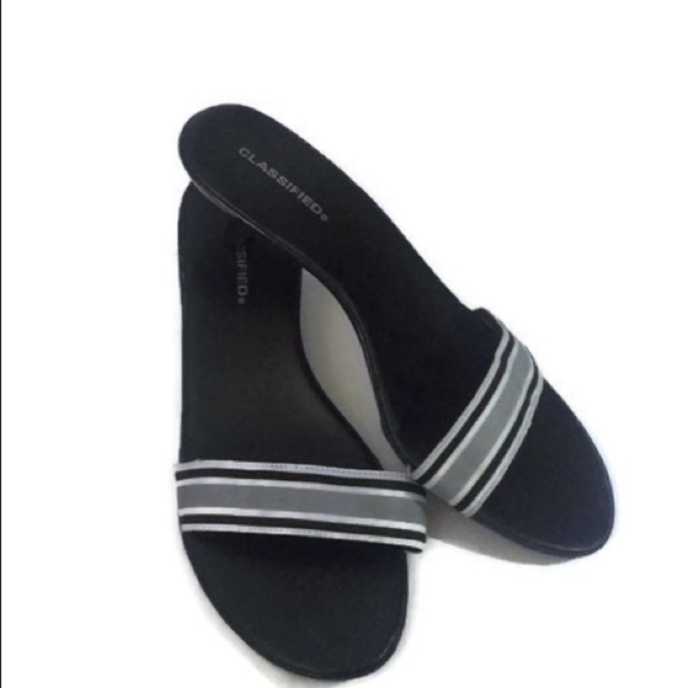 Classified kitten heel slip on shoe